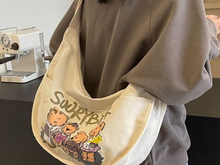 Medium Shoulder Bag