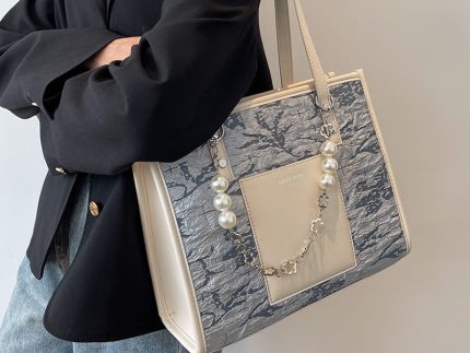 Pochette Metis