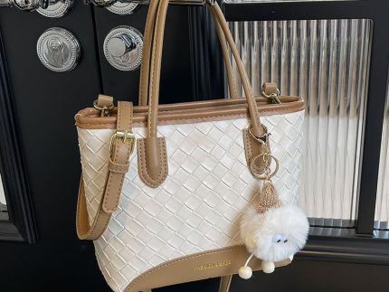 Lockme Chain PM Handbag