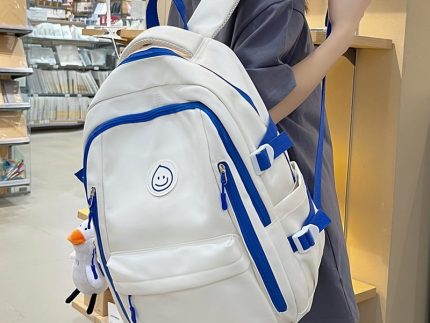Classic Maxi Handbag